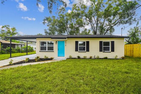 Photo of 8014 Sane Place, Tampa, FL 33610 (MLS # TB8434935)