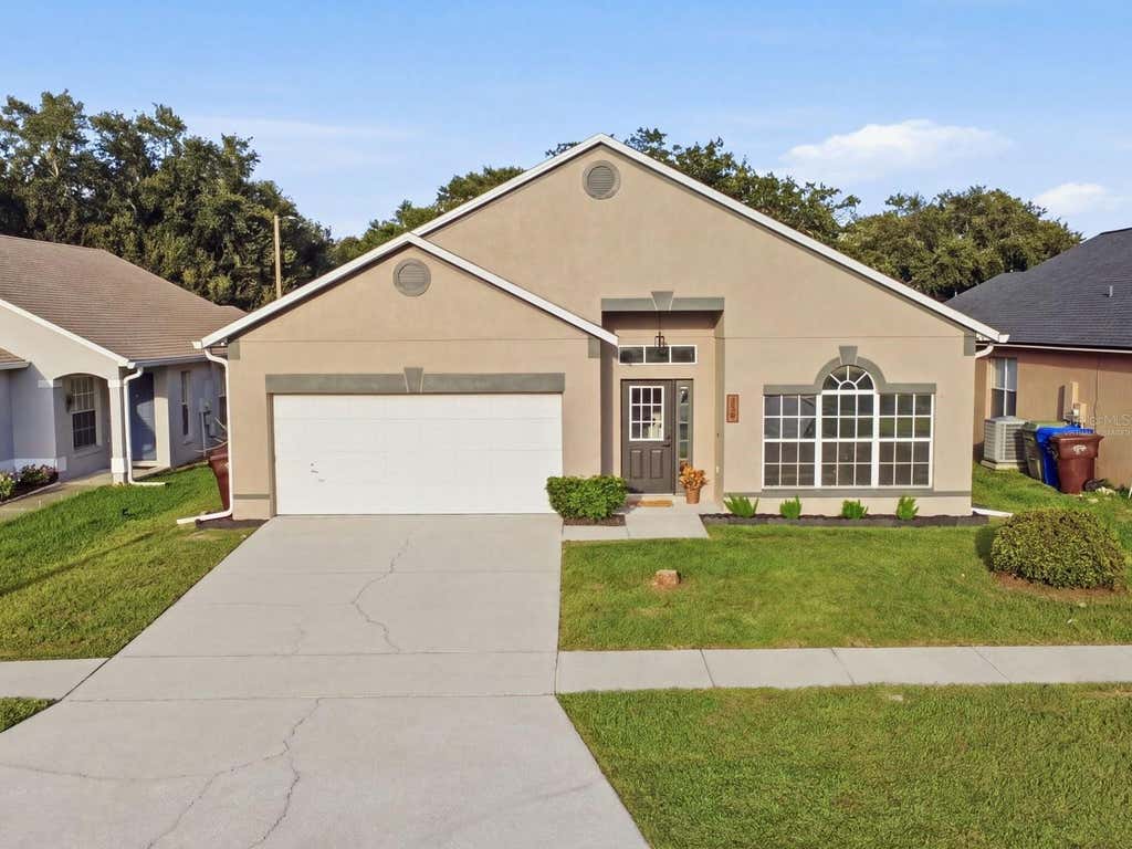 Photo of 2104 Mallard Creek Circle, Kissimmee, FL 34743 (MLS # S5155215)