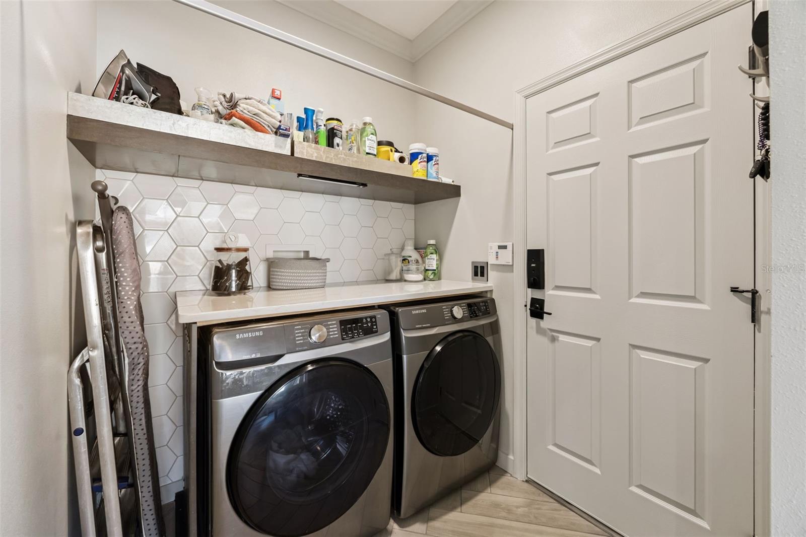 CASCADES/GROVELAND PH 2 - Residential