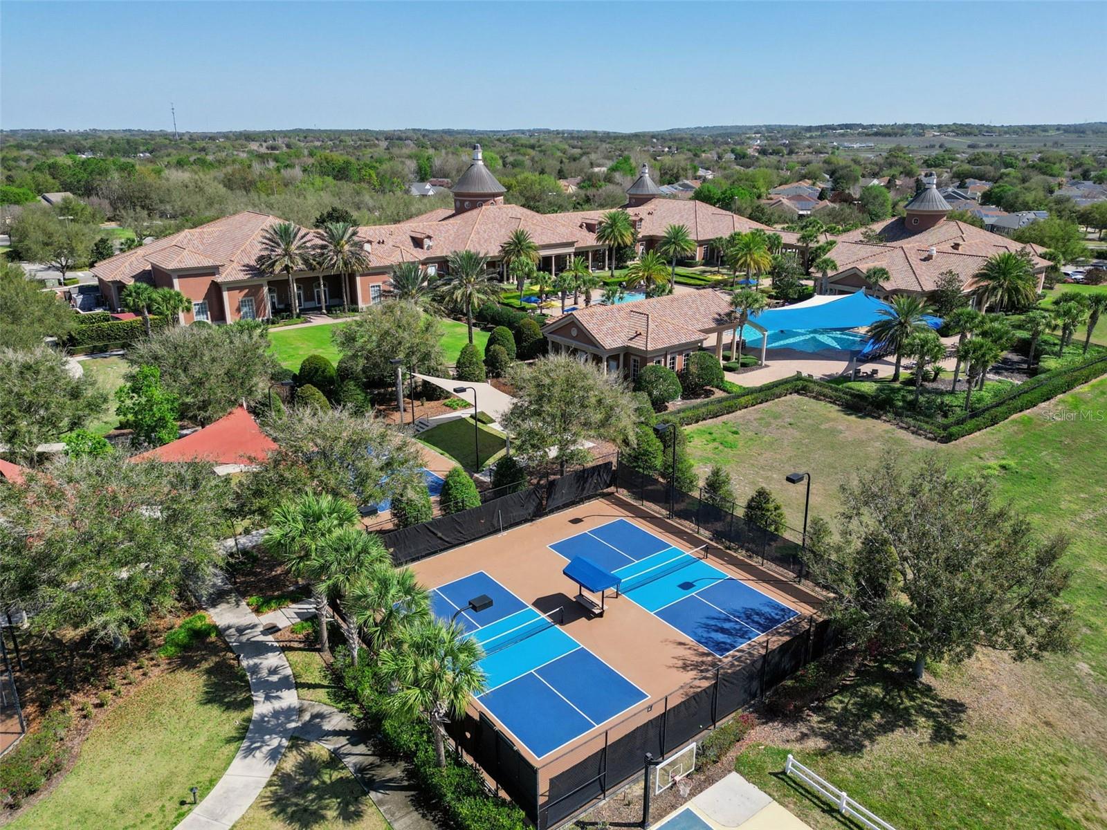 CASCADES/GROVELAND PH 2 - Residential