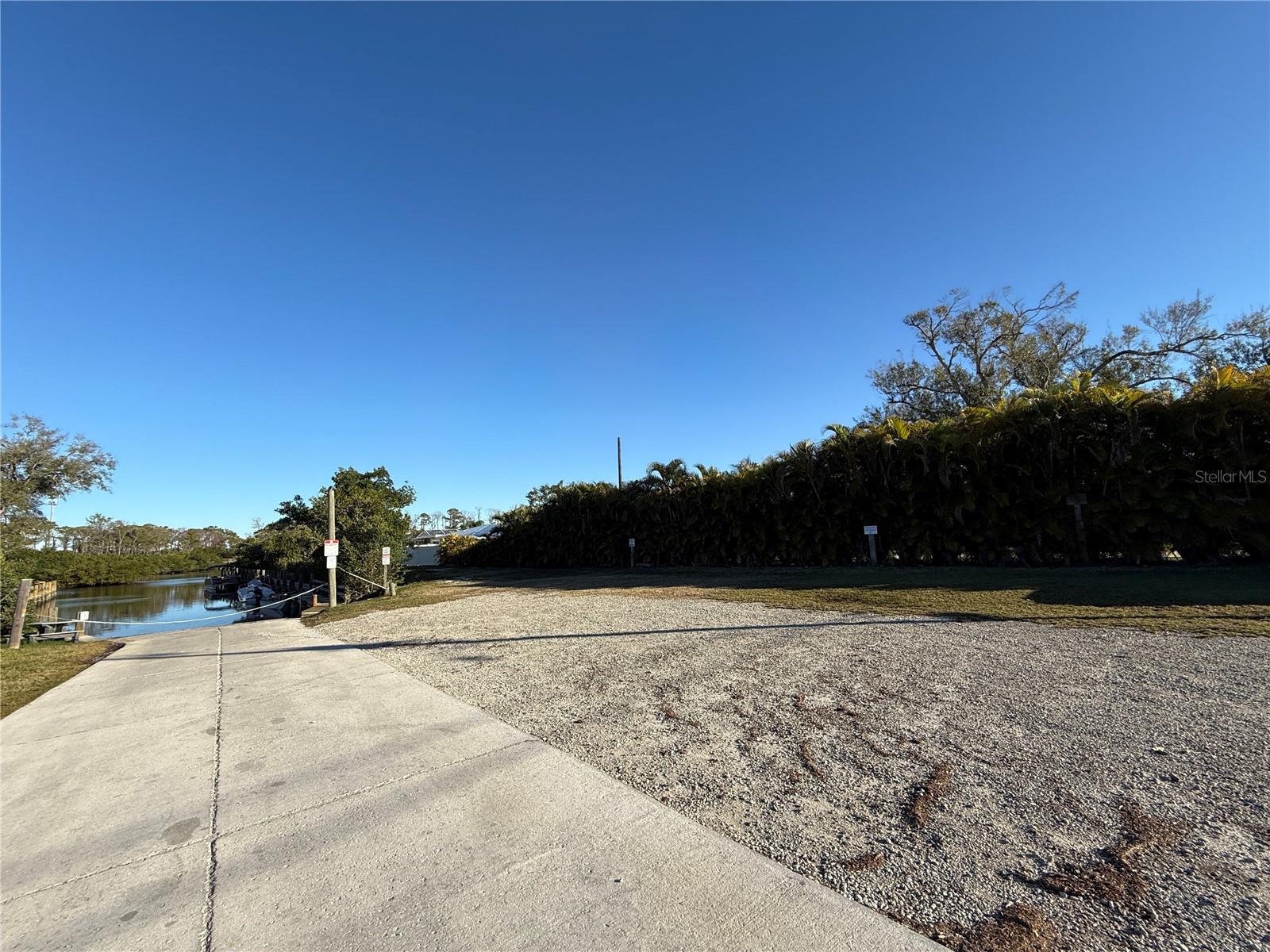 2064 MICHIGAN AVENUE