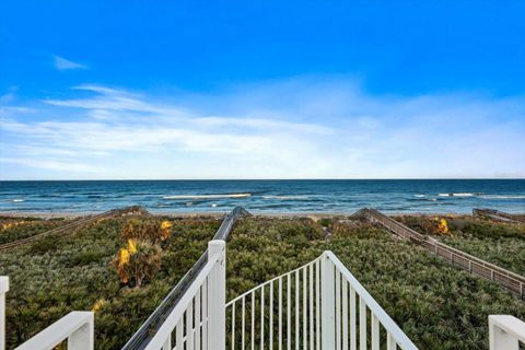 A home in PALM COAST