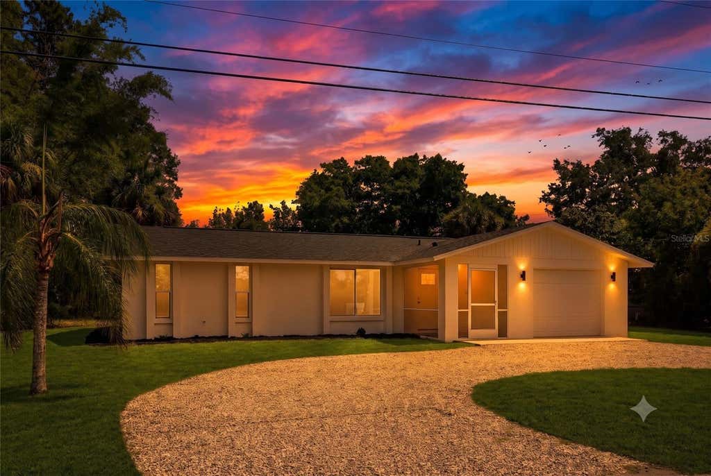 Photo of 432 Olivia Road, Venice, FL 34293 (MLS # N6144889)