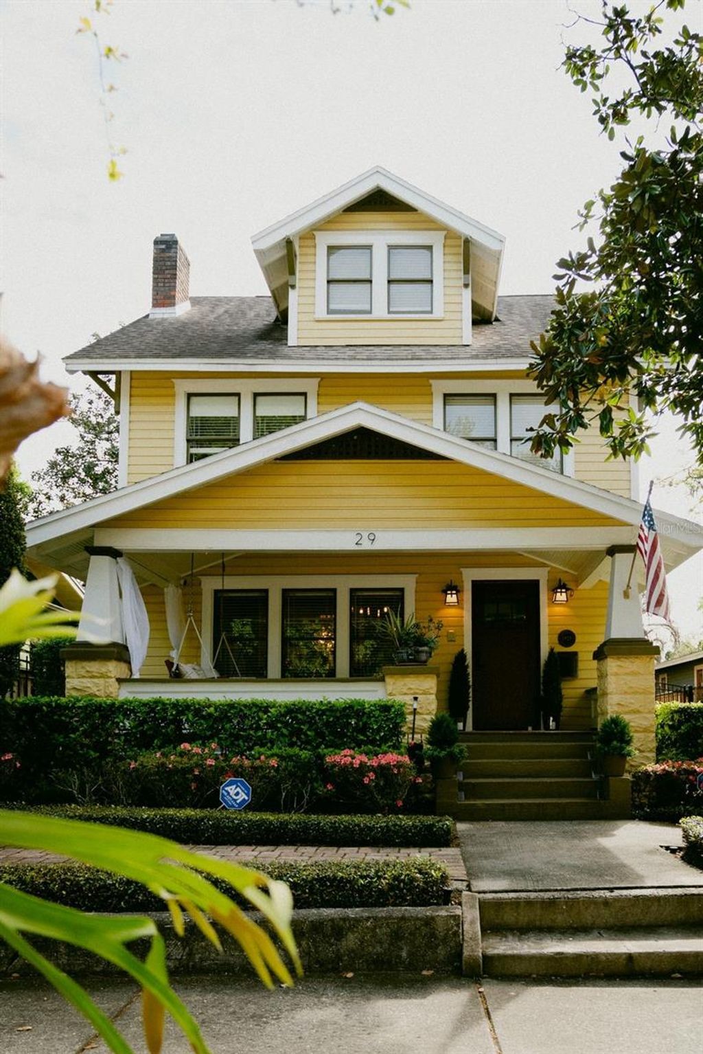 Photo of 29 N Brown Avenue, Orlando, FL 32801 (MLS # O6366910)