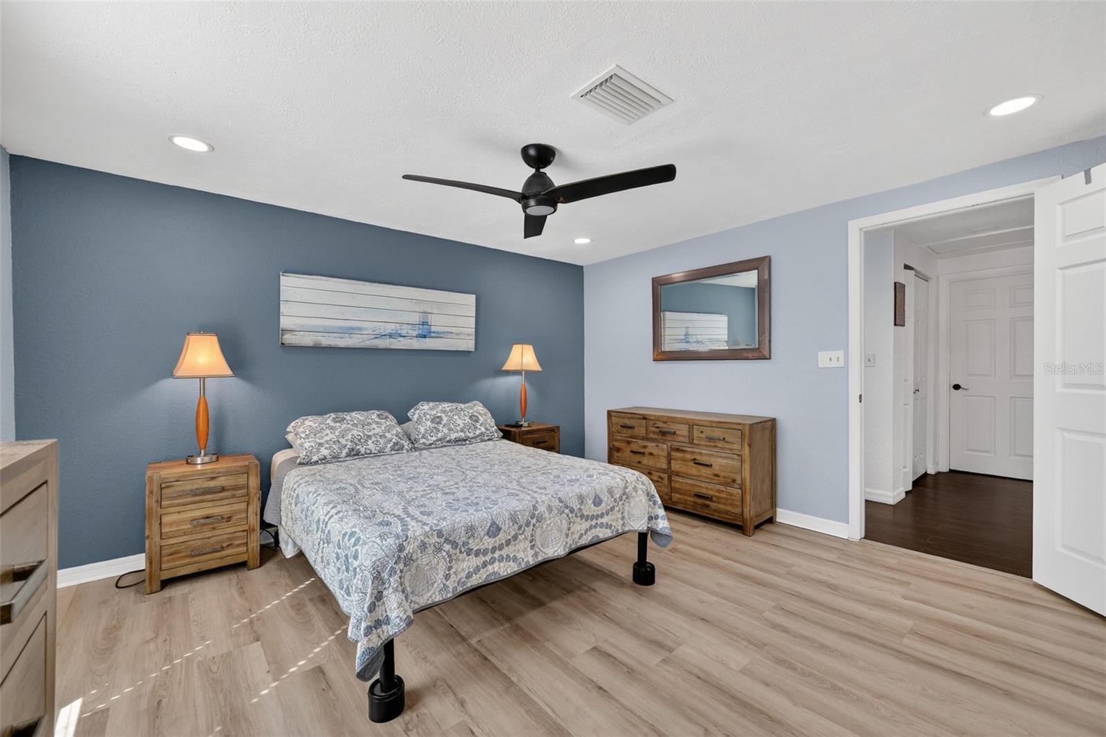 ELLIOTT & HARRISON SUB - Residential