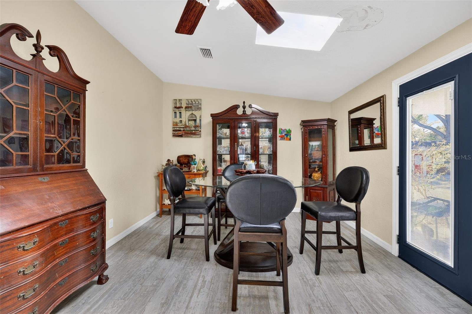 ELLIOTT & HARRISON SUB - Residential