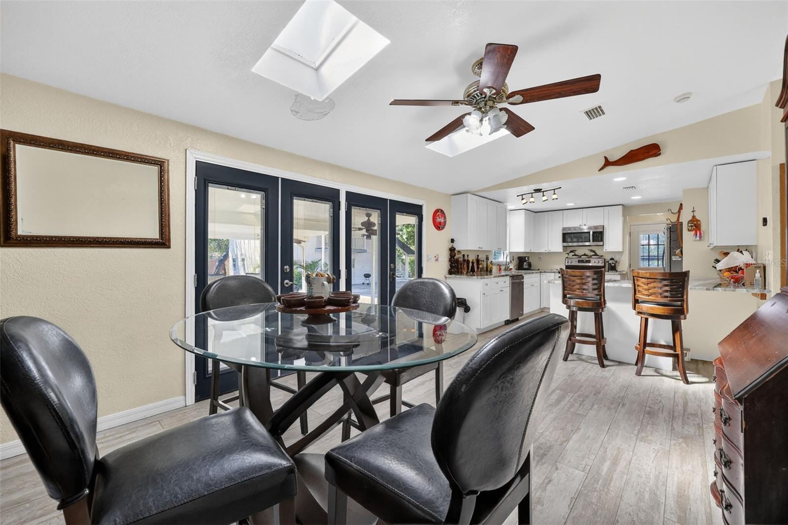 ELLIOTT & HARRISON SUB - Residential