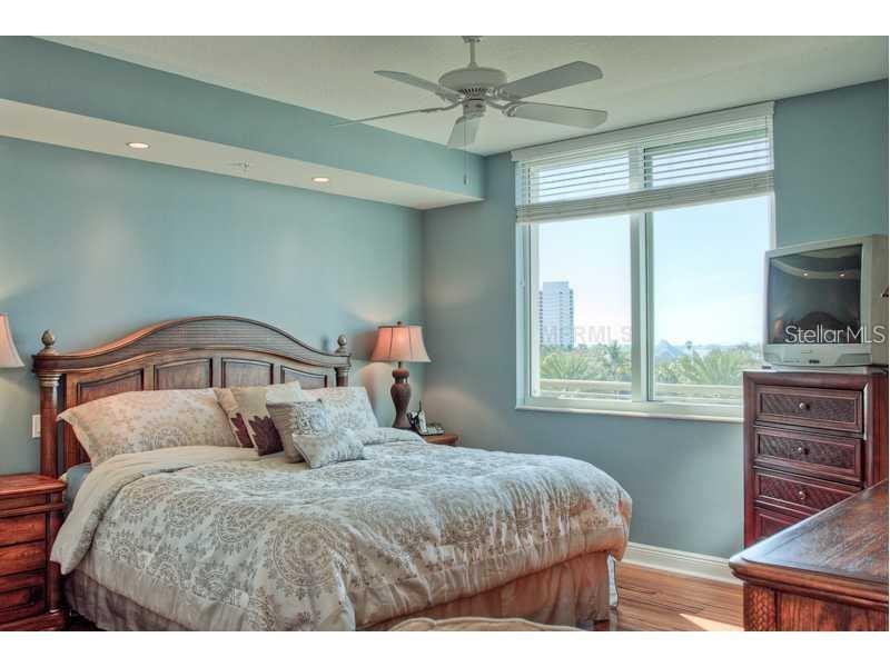 ALINARI - Residential Lease