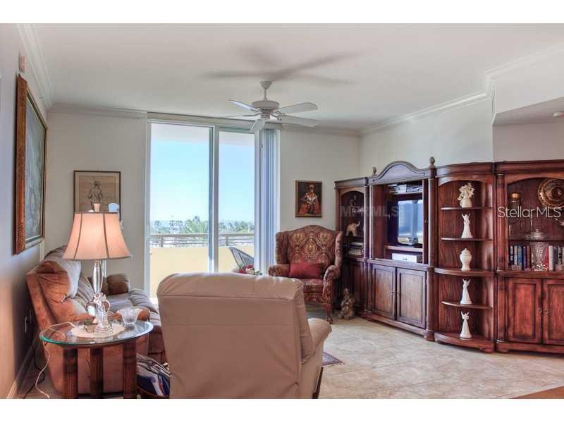 ALINARI - Residential Lease