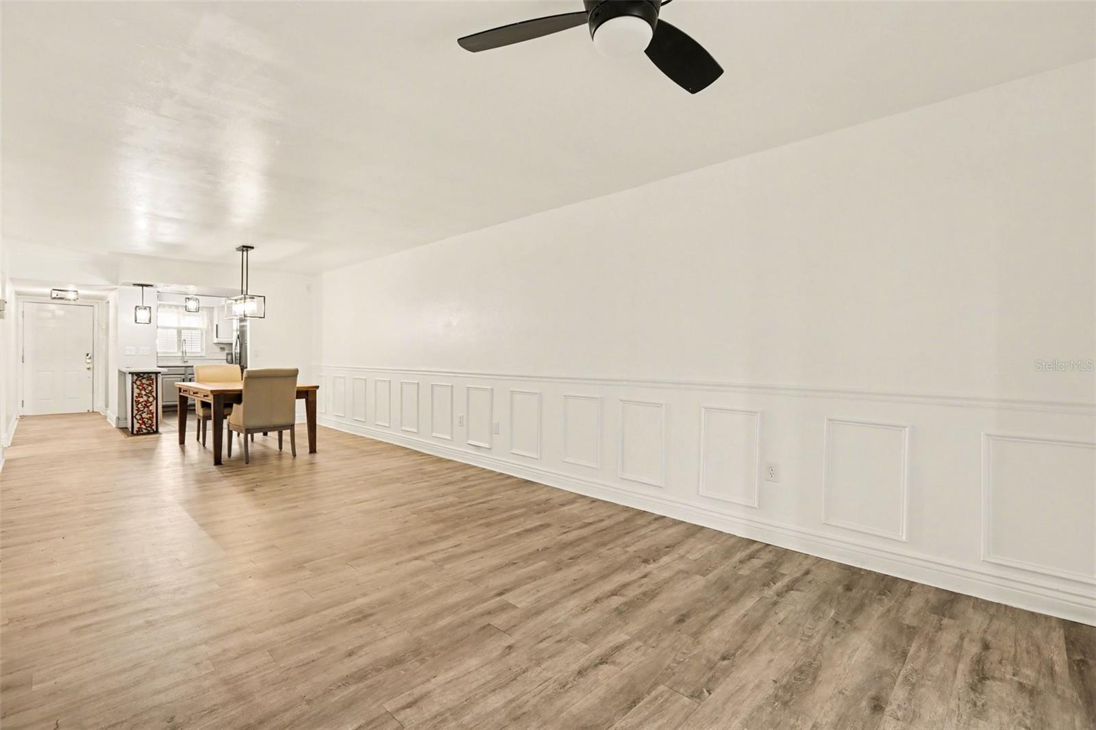 BAYSHORE ON THE LAKE APTS SEC 4 - Residential