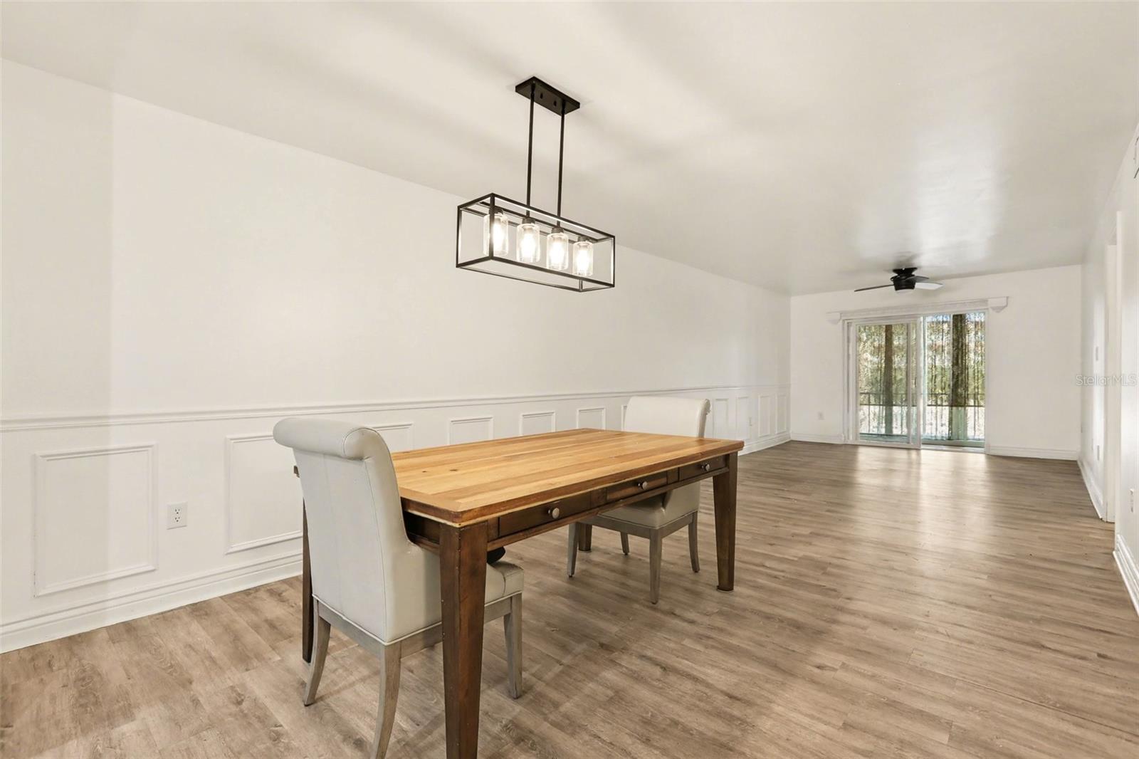 BAYSHORE ON THE LAKE APTS SEC 4 - Residential