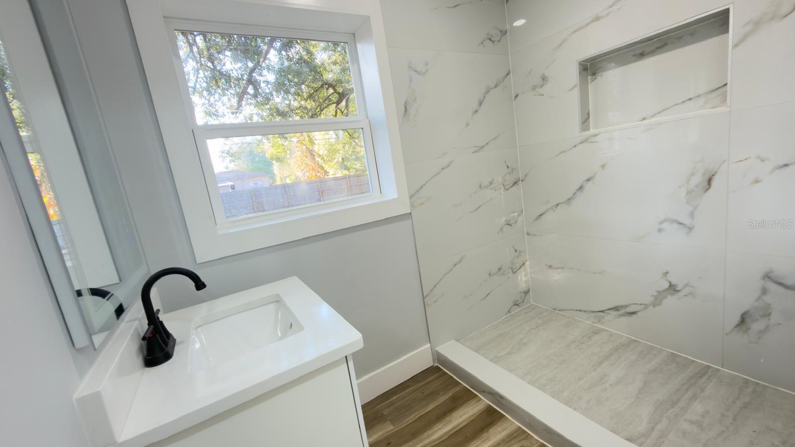 WYNNEWOOD - Residential