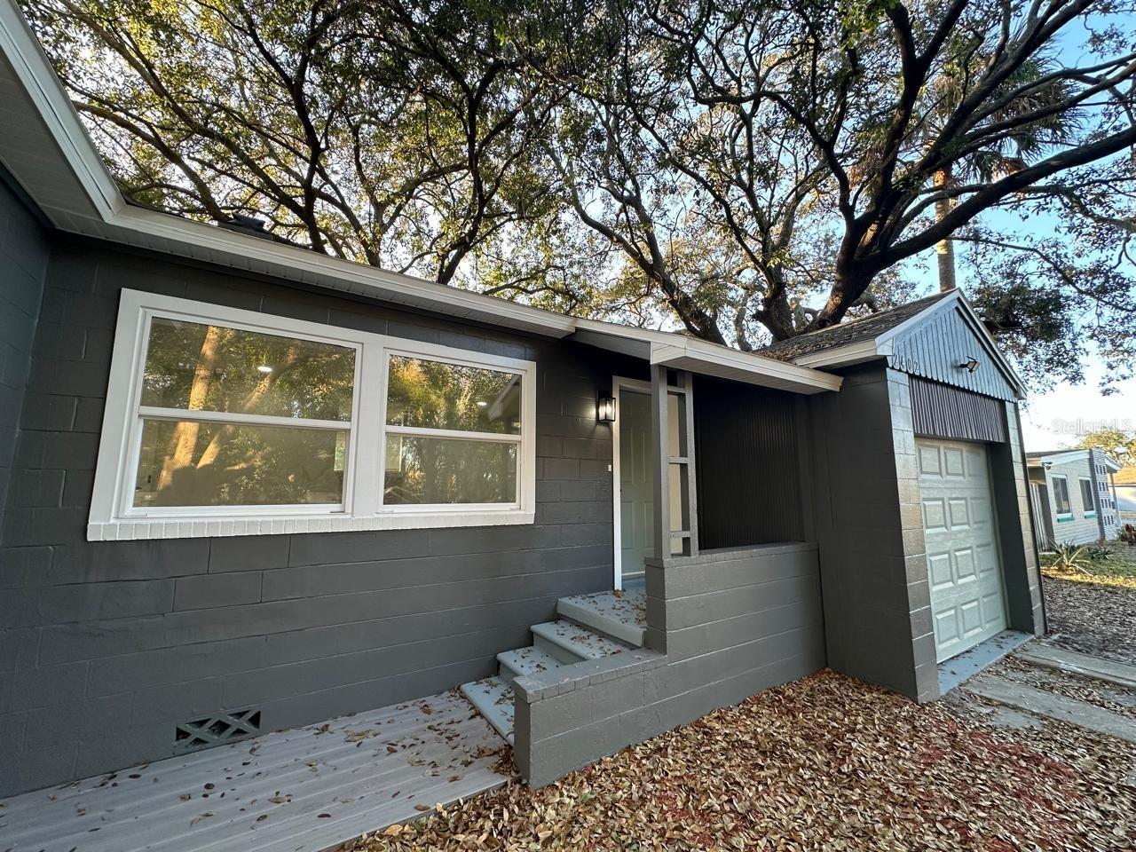 WYNNEWOOD - Residential