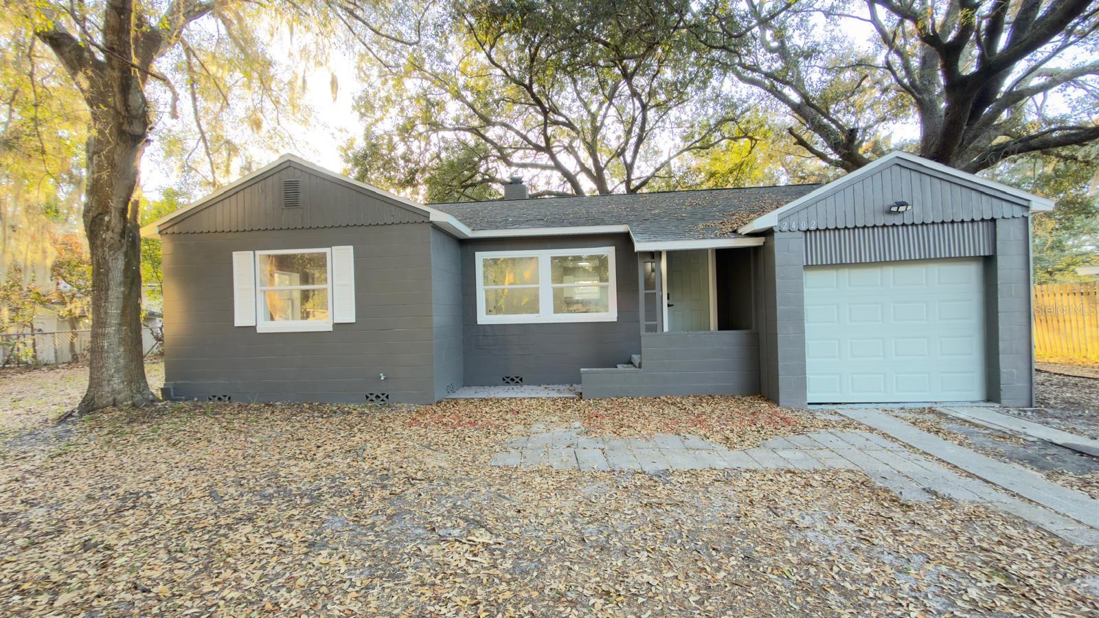 WYNNEWOOD - Residential