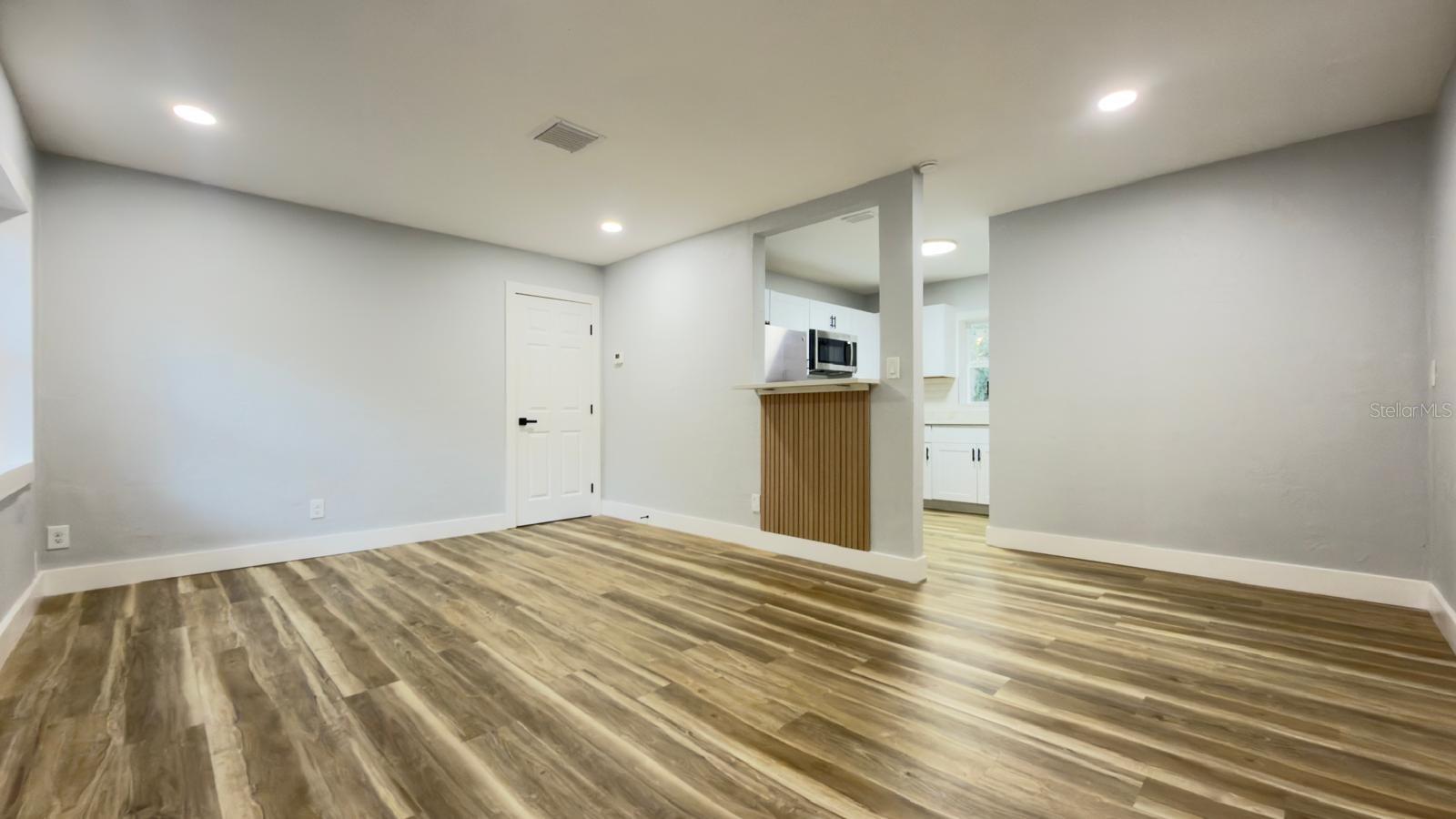 WYNNEWOOD - Residential