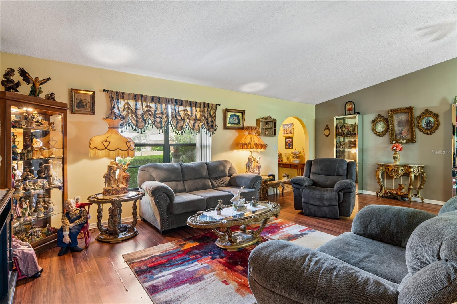 SPRING HILL - Residential