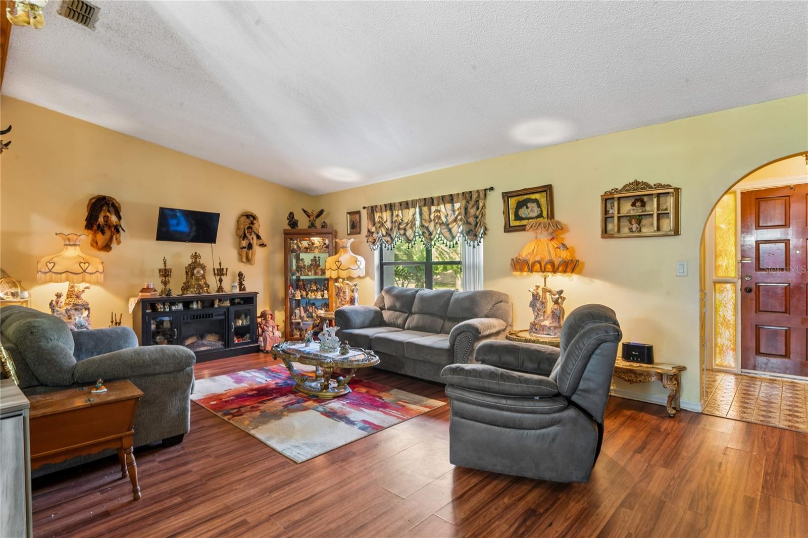 SPRING HILL - Residential