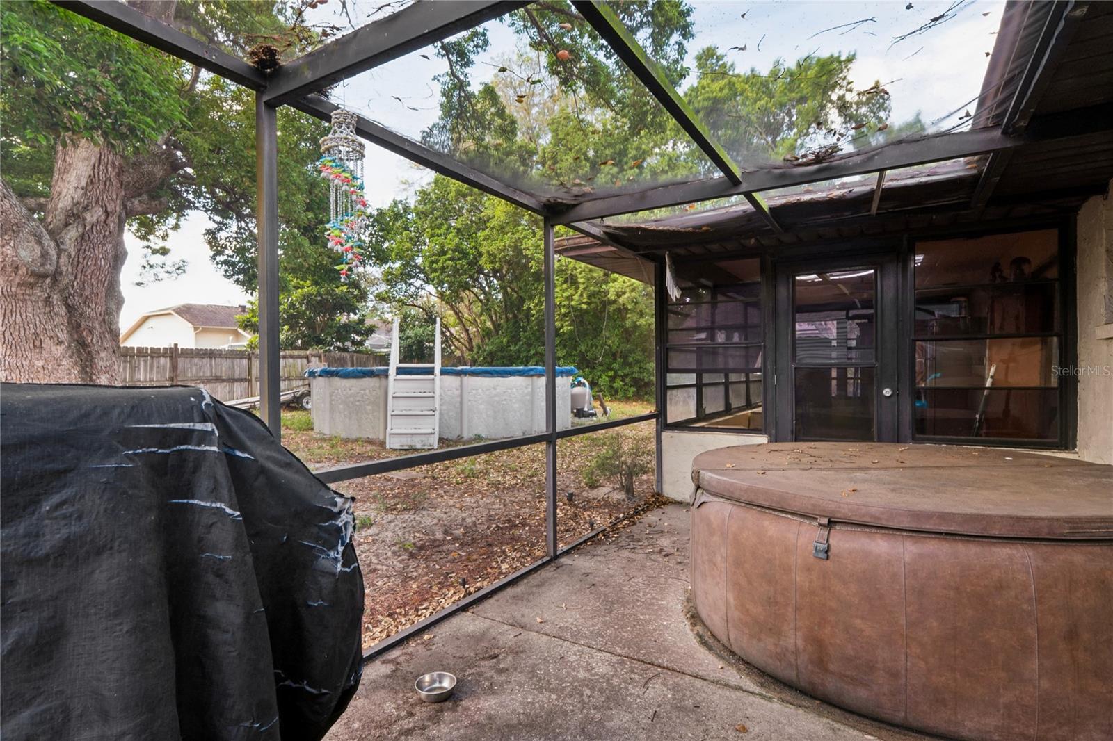 SPRING HILL - Residential