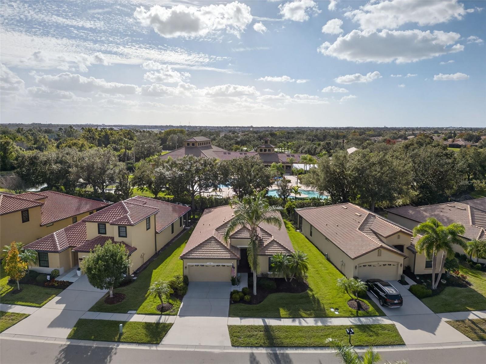 SOUTHSHORE FALLS PH 1 - Residential