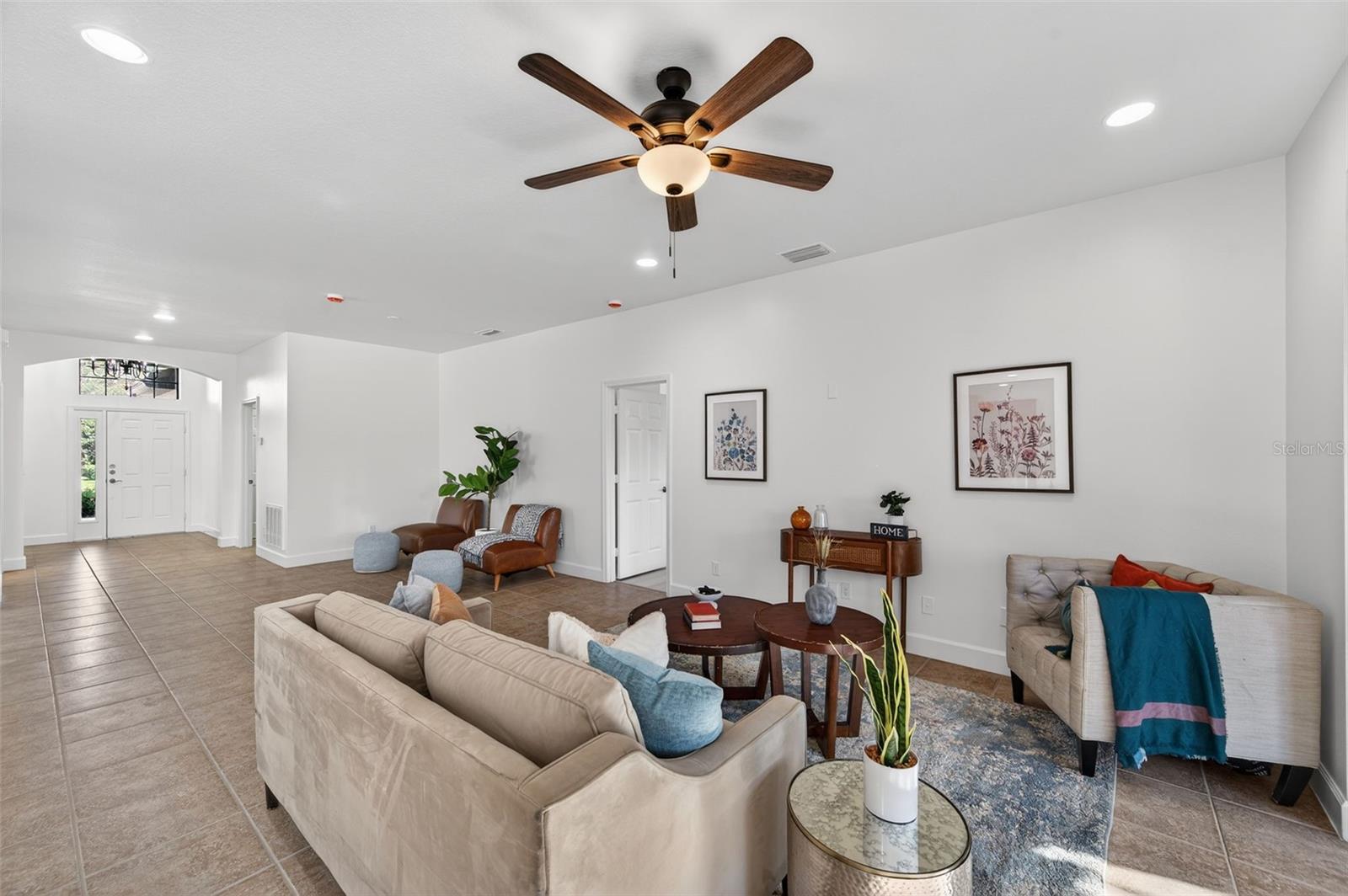 SOUTHSHORE FALLS PH 1 - Residential