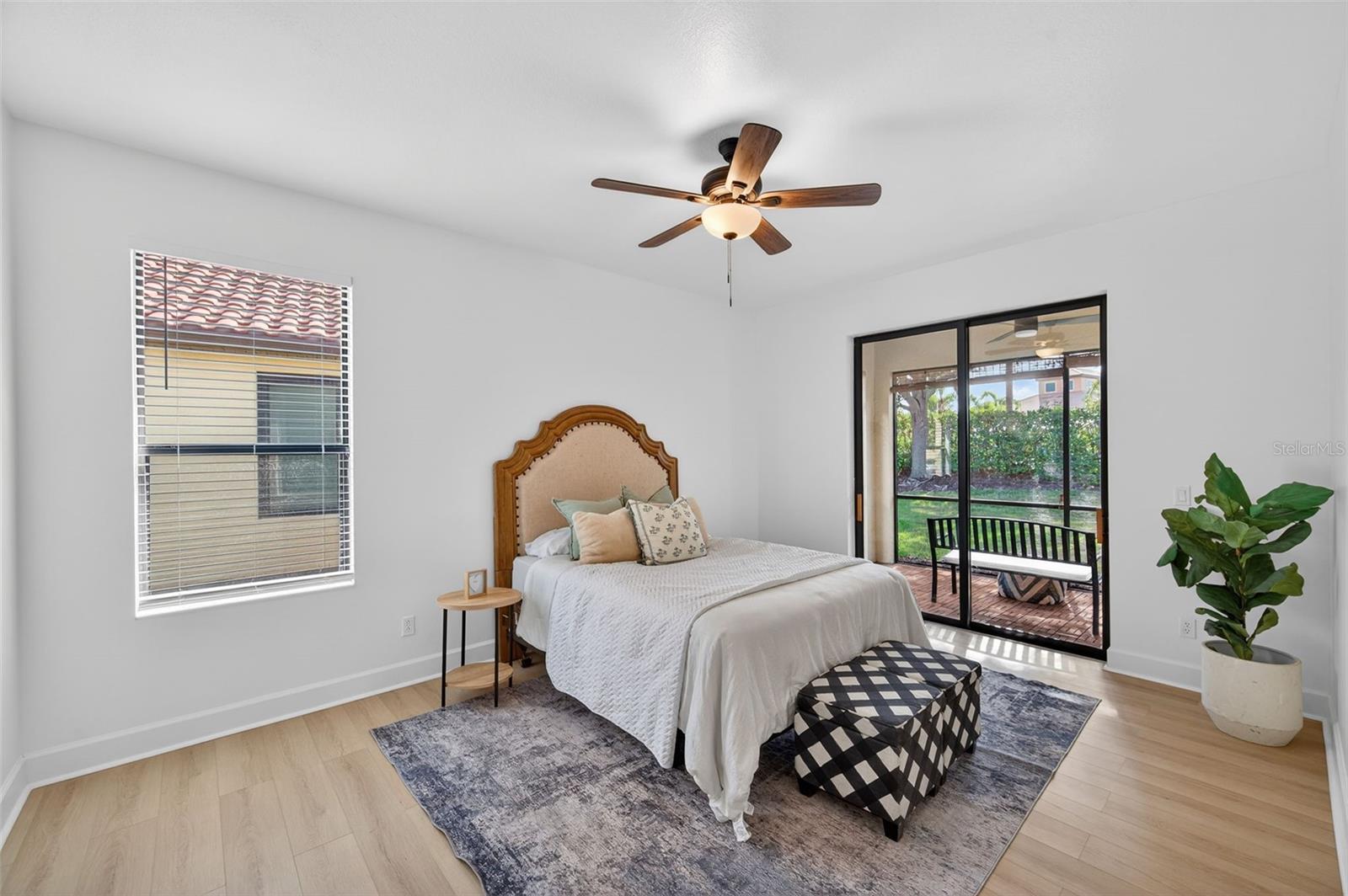 SOUTHSHORE FALLS PH 1 - Residential