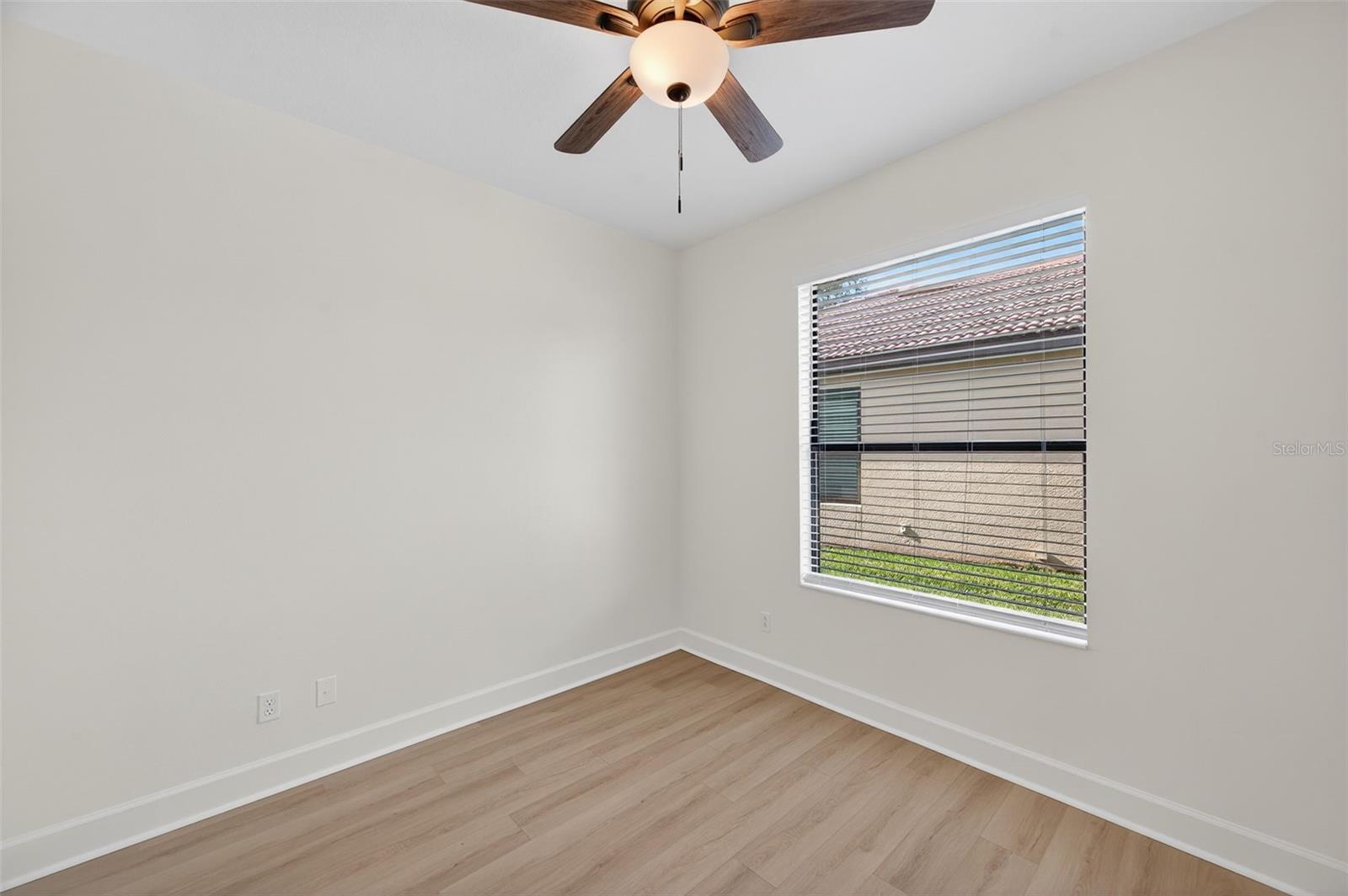 SOUTHSHORE FALLS PH 1 - Residential