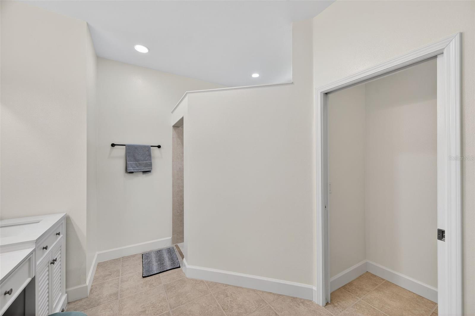 SOUTHSHORE FALLS PH 1 - Residential