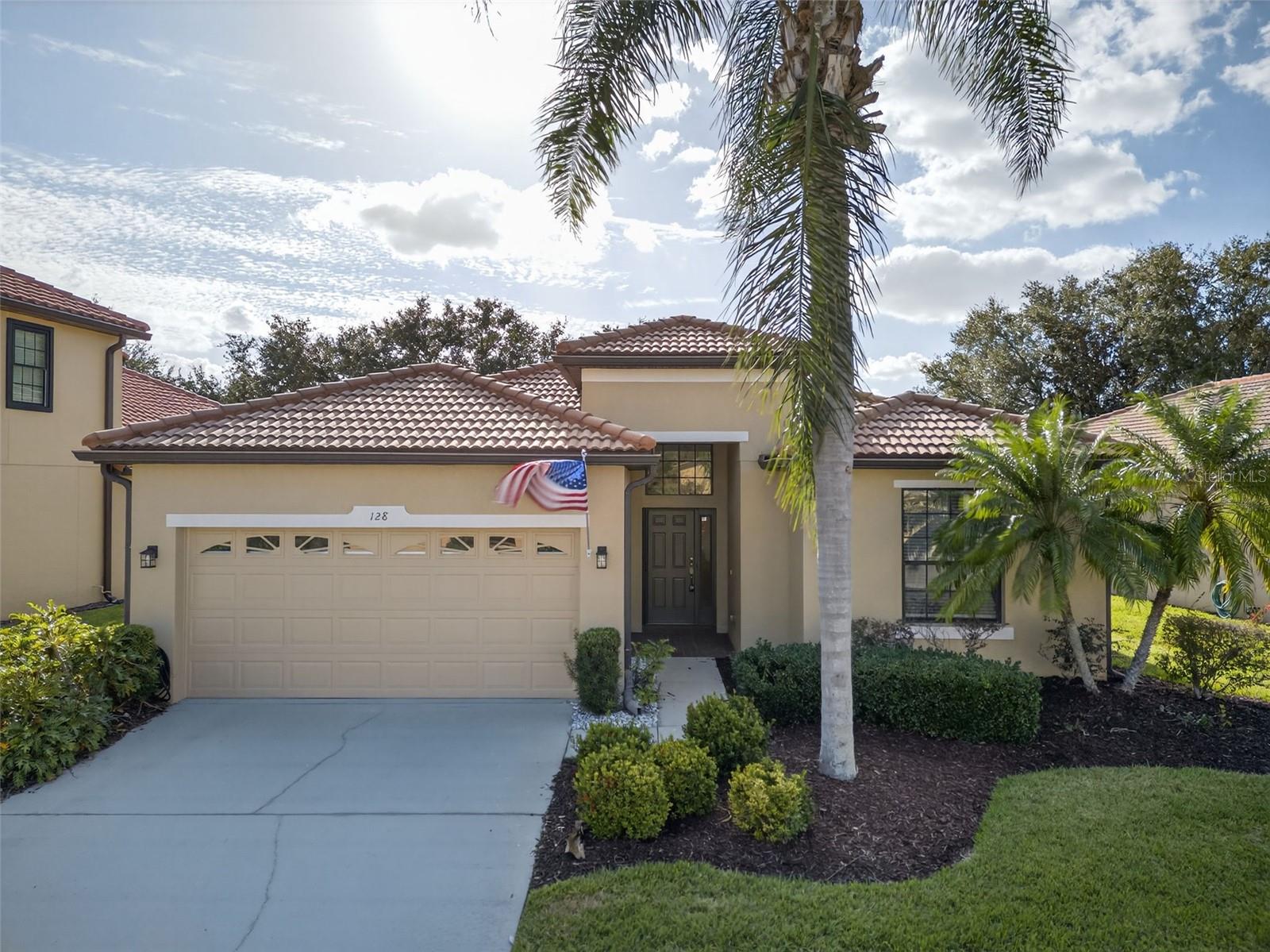 SOUTHSHORE FALLS PH 1 - Residential