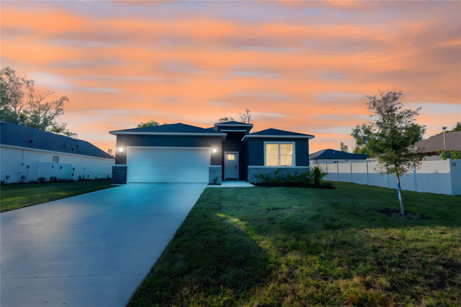 TAVARES BARKSDALES - Residential