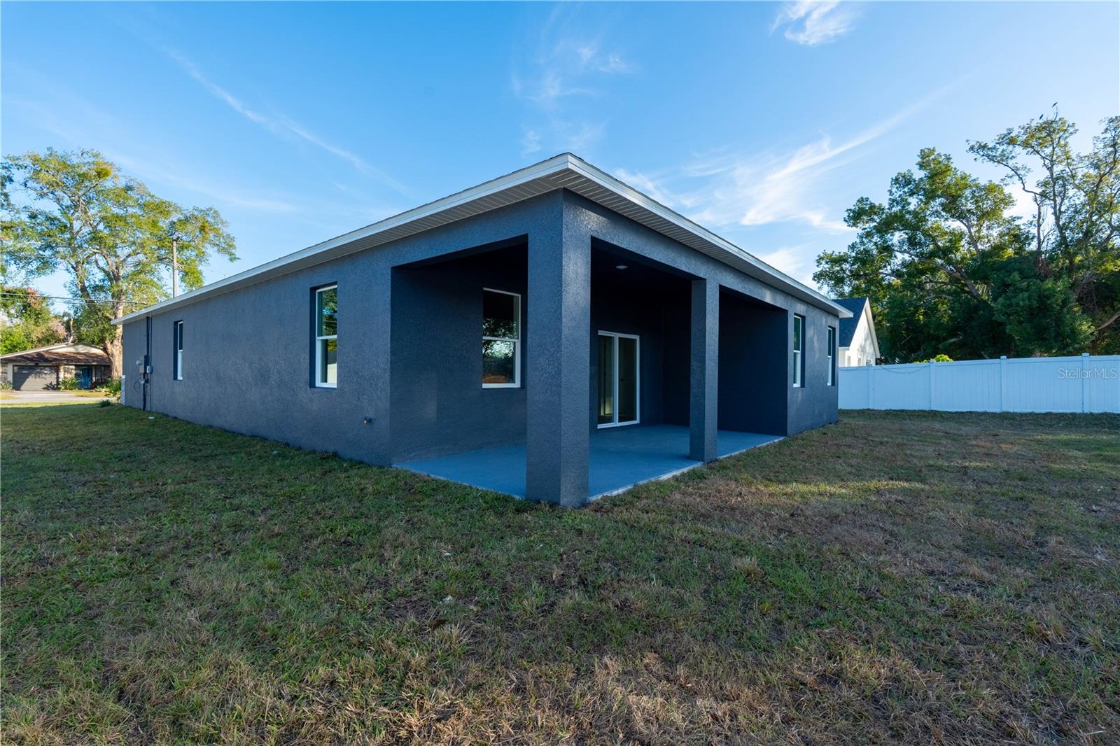 TAVARES BARKSDALES - Residential