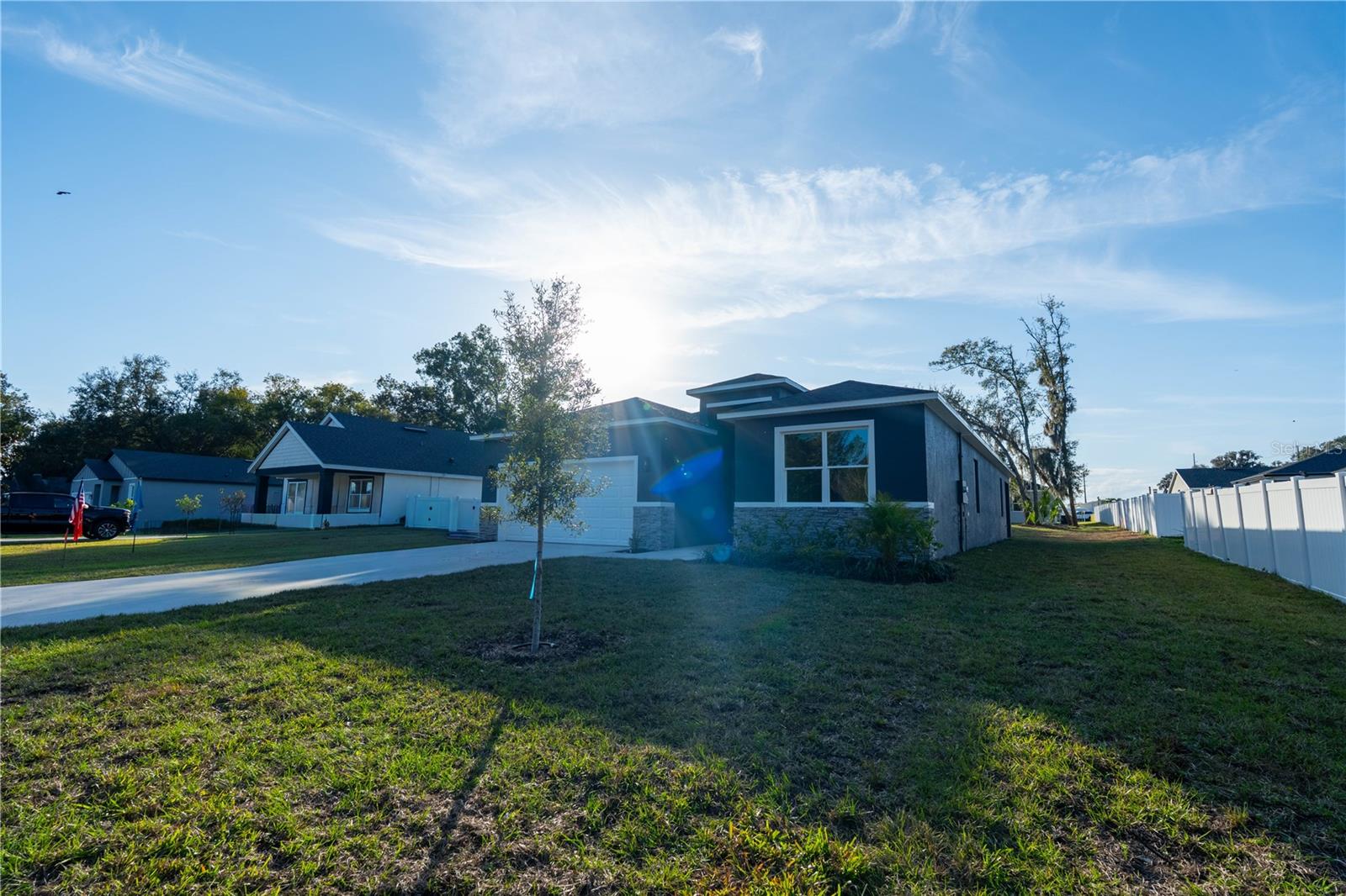 TAVARES BARKSDALES - Residential