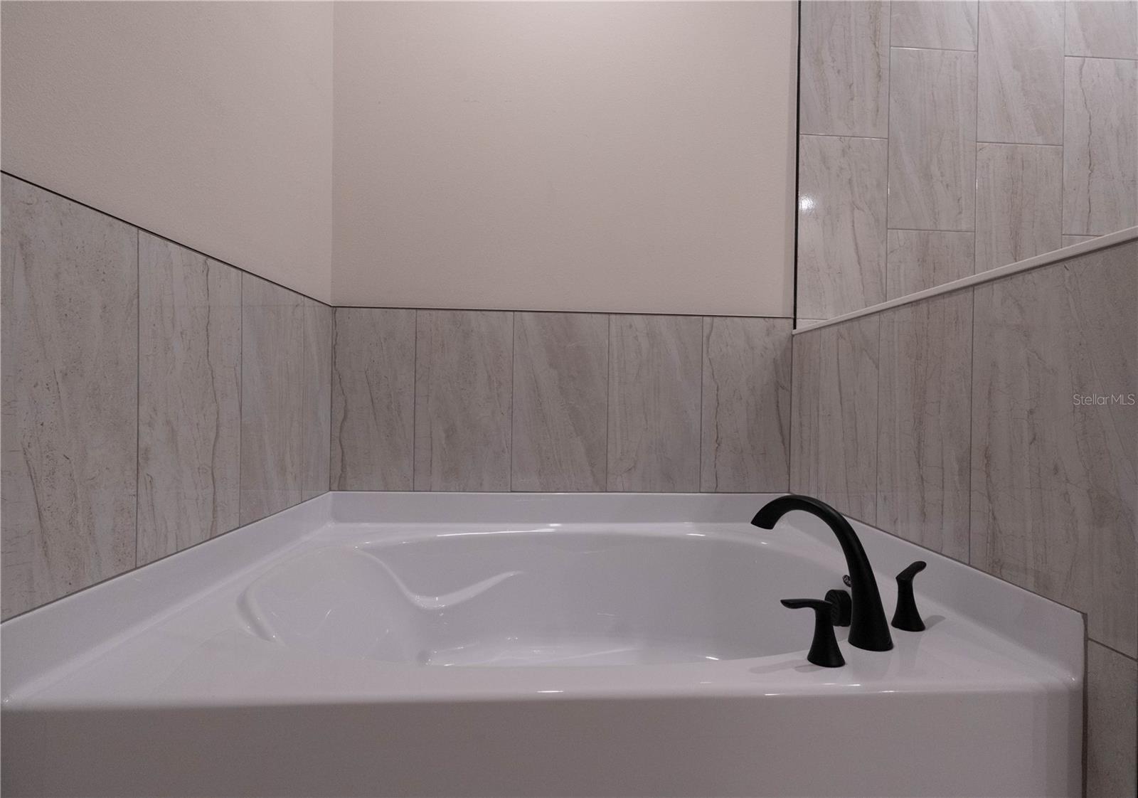 TAVARES BARKSDALES - Residential