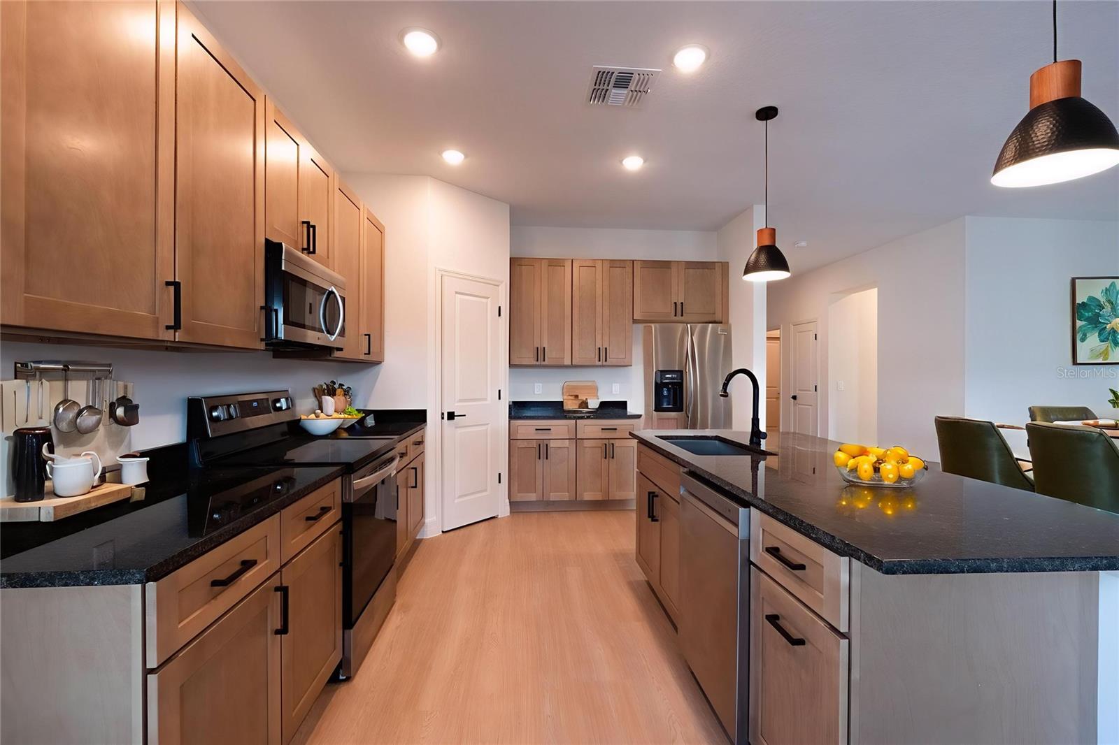 TAVARES BARKSDALES - Residential