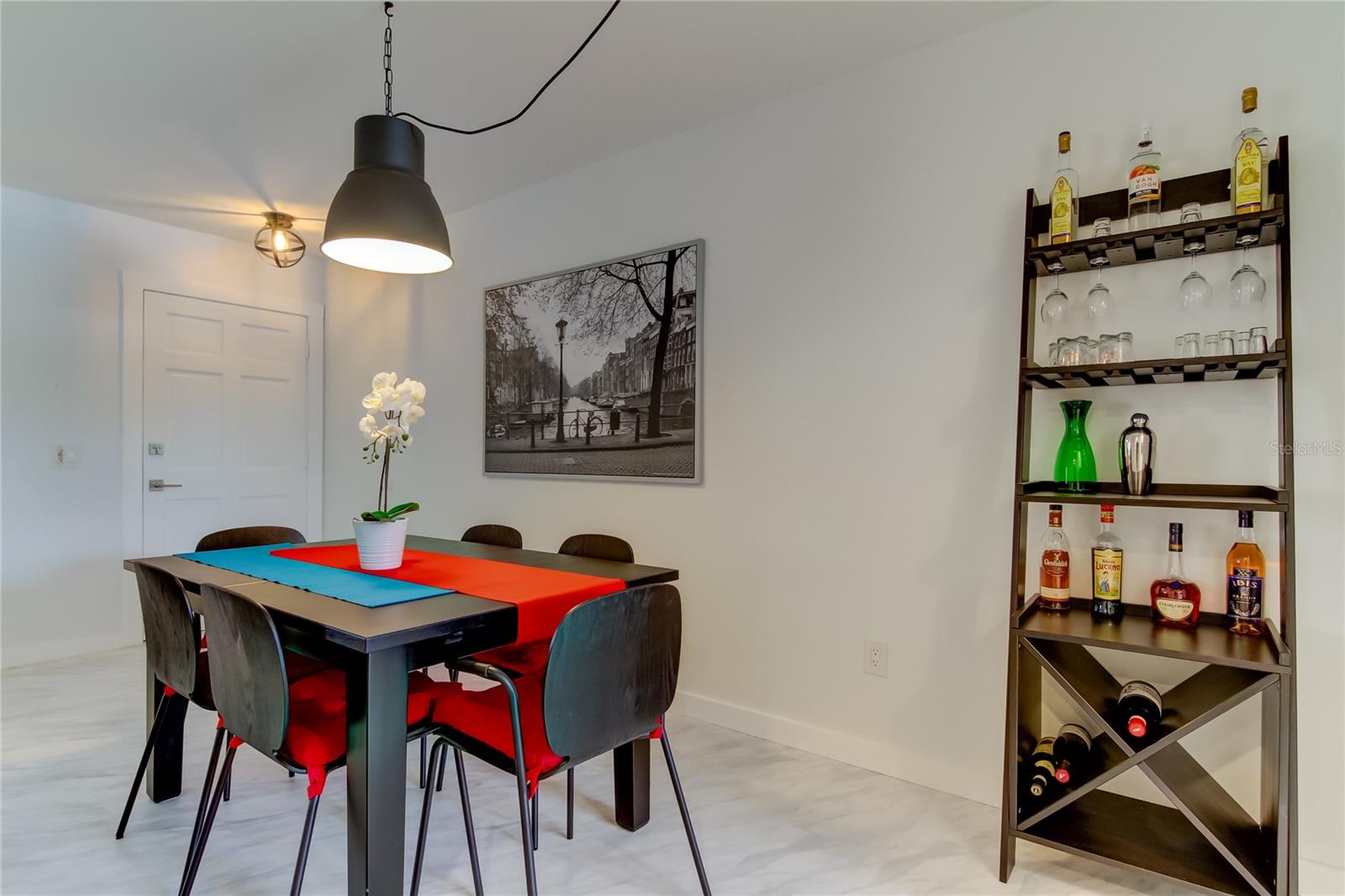 CHATEAU PELHAM APTS CONDO - Residential