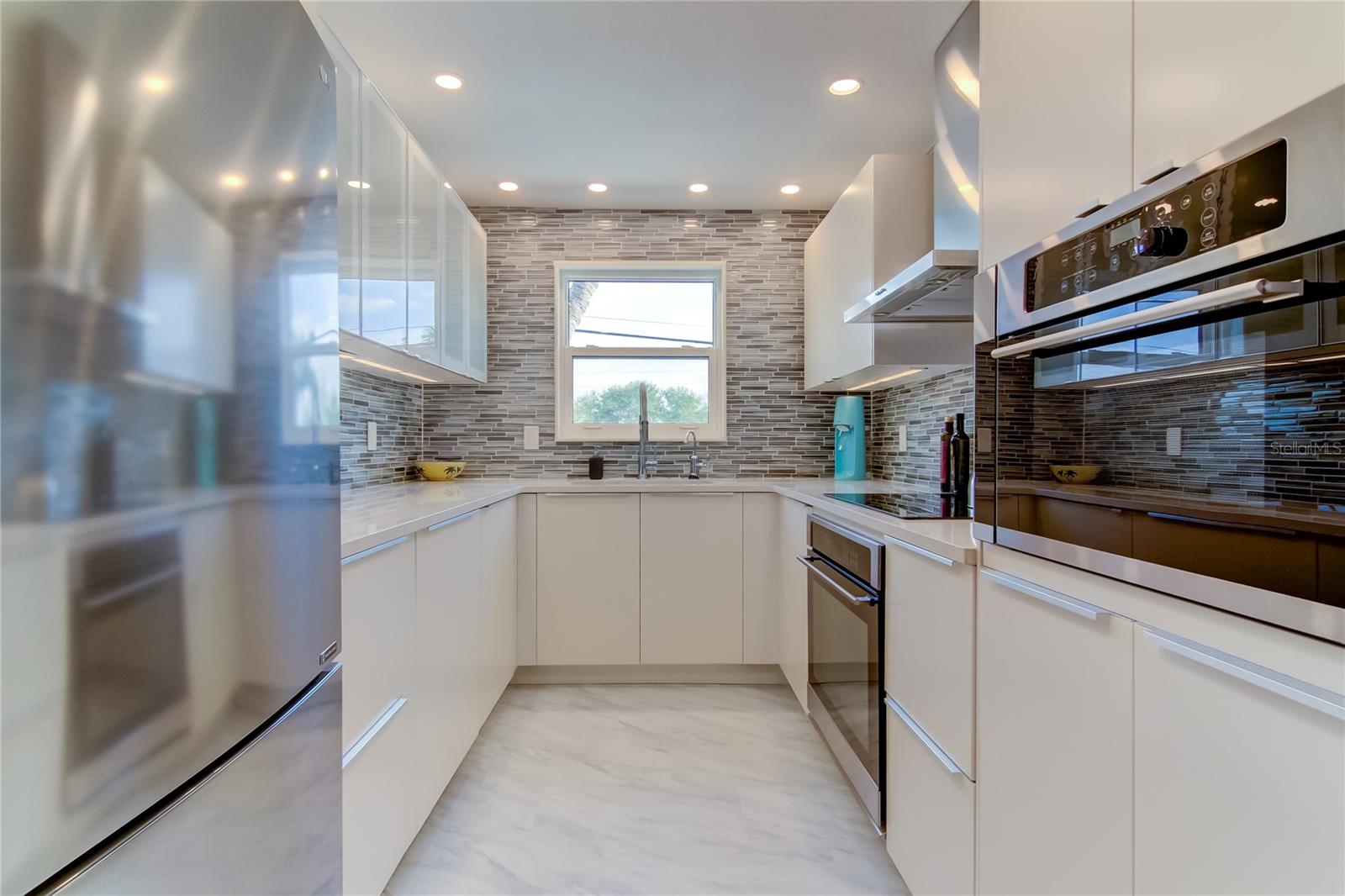 CHATEAU PELHAM APTS CONDO - Residential