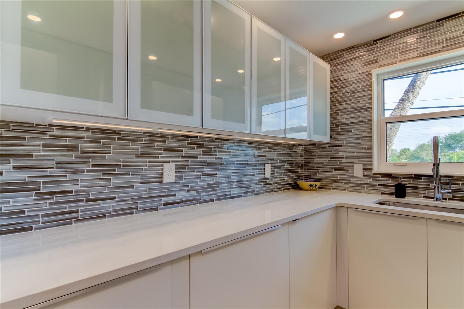 CHATEAU PELHAM APTS CONDO - Residential