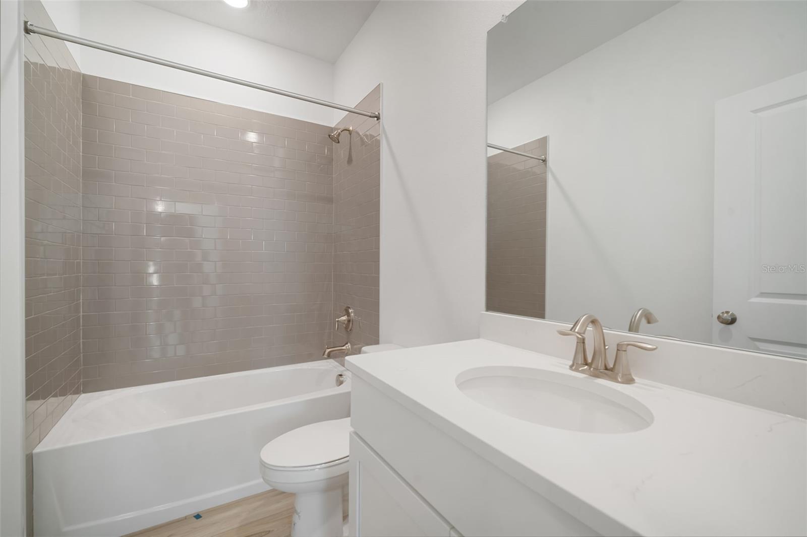 NORTH RIVER RANCH - Residential