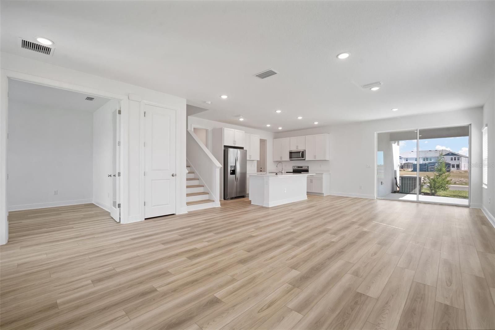 NORTH RIVER RANCH - Residential