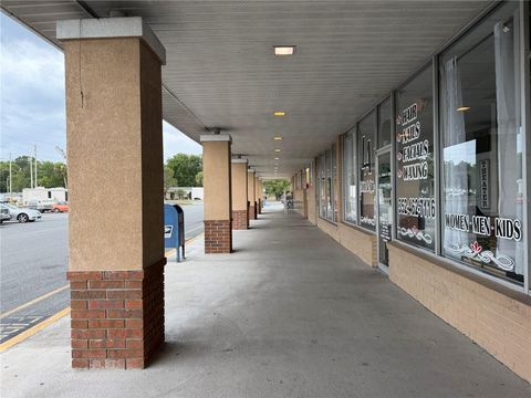 Tiny photo for 11582 N Williams Street, Dunnellon, FL 34432 (MLS # OM725366)