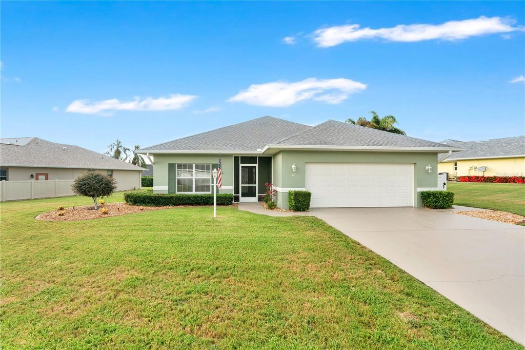 Photo of 117 Rosewood Drive N, Lake Placid, FL 33852 (MLS # L4962902)