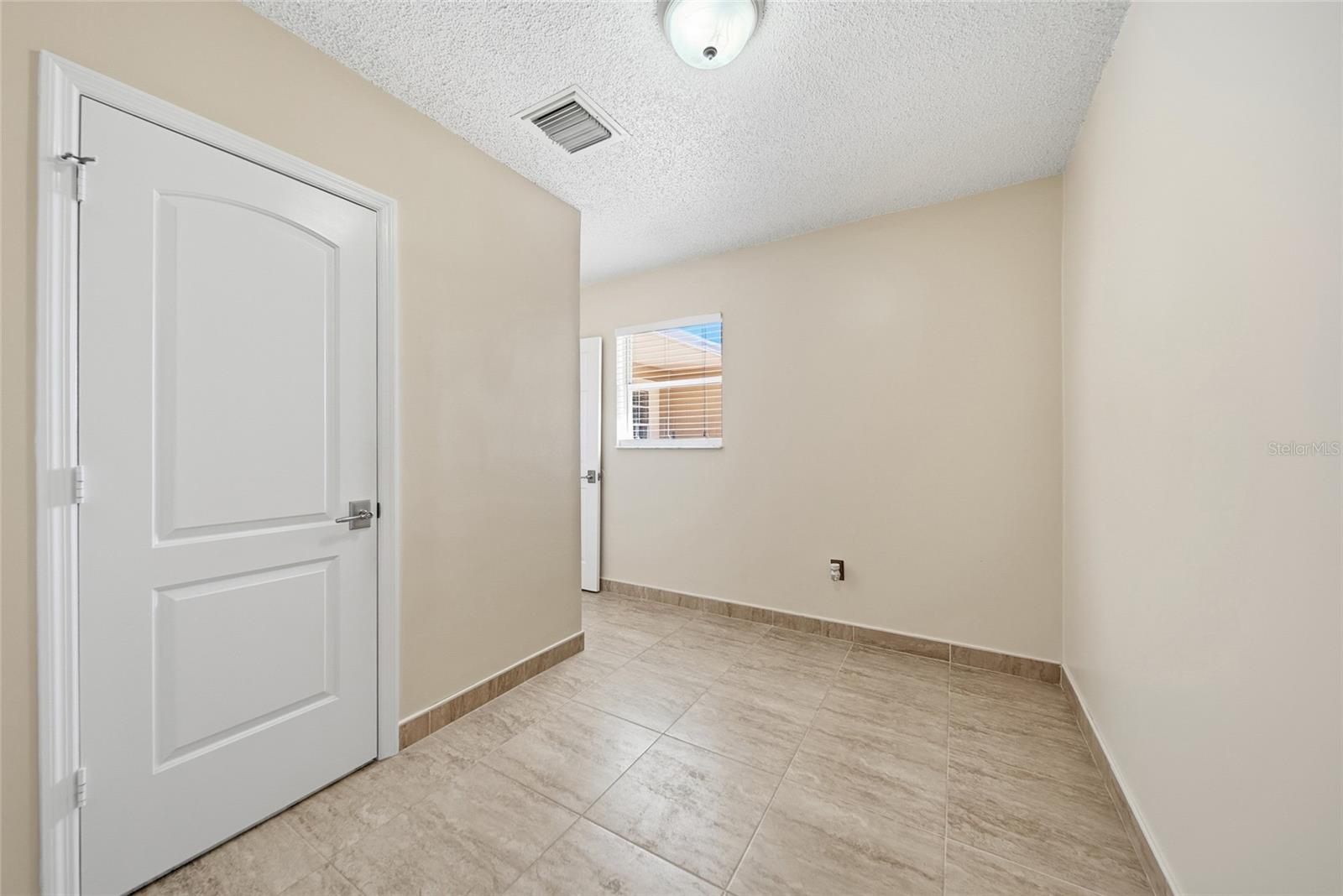 CARROLLWOOD MEADOWS UNIT XI - Residential