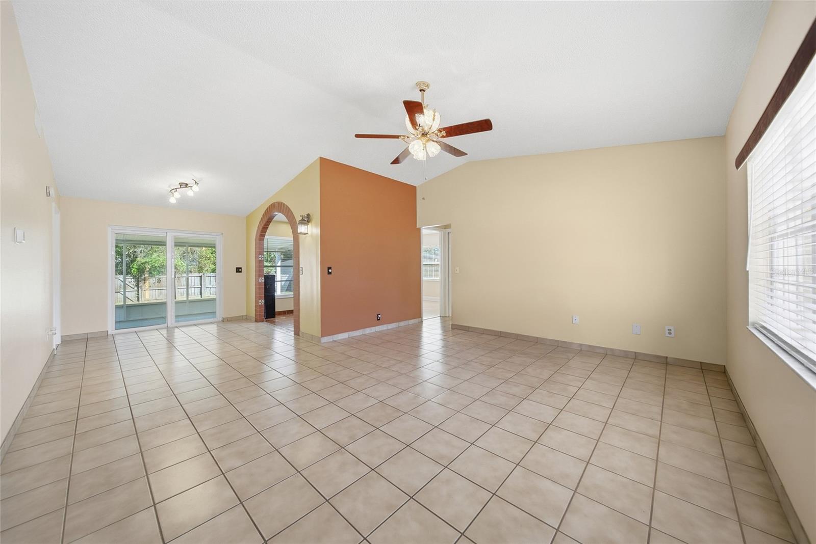 CARROLLWOOD MEADOWS UNIT XI - Residential