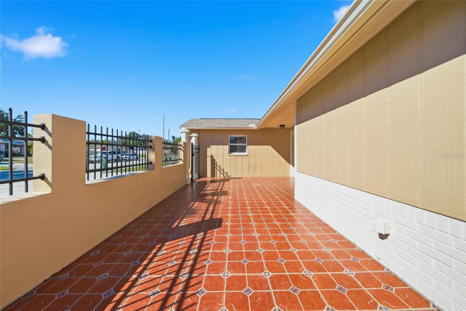 CARROLLWOOD MEADOWS UNIT XI - Residential