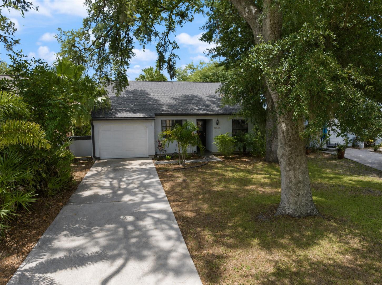 19595 KAPOK COURT