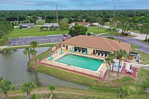 A home in PORT CHARLOTTE