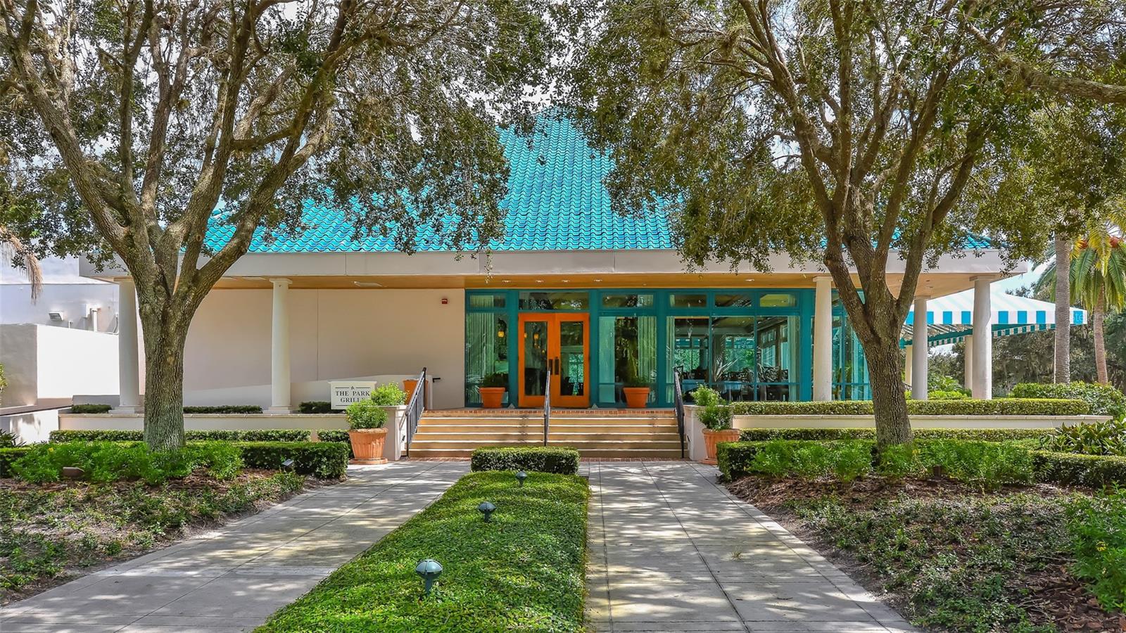 UNIVERSITY PARK COUNTRY CLUB - Residential