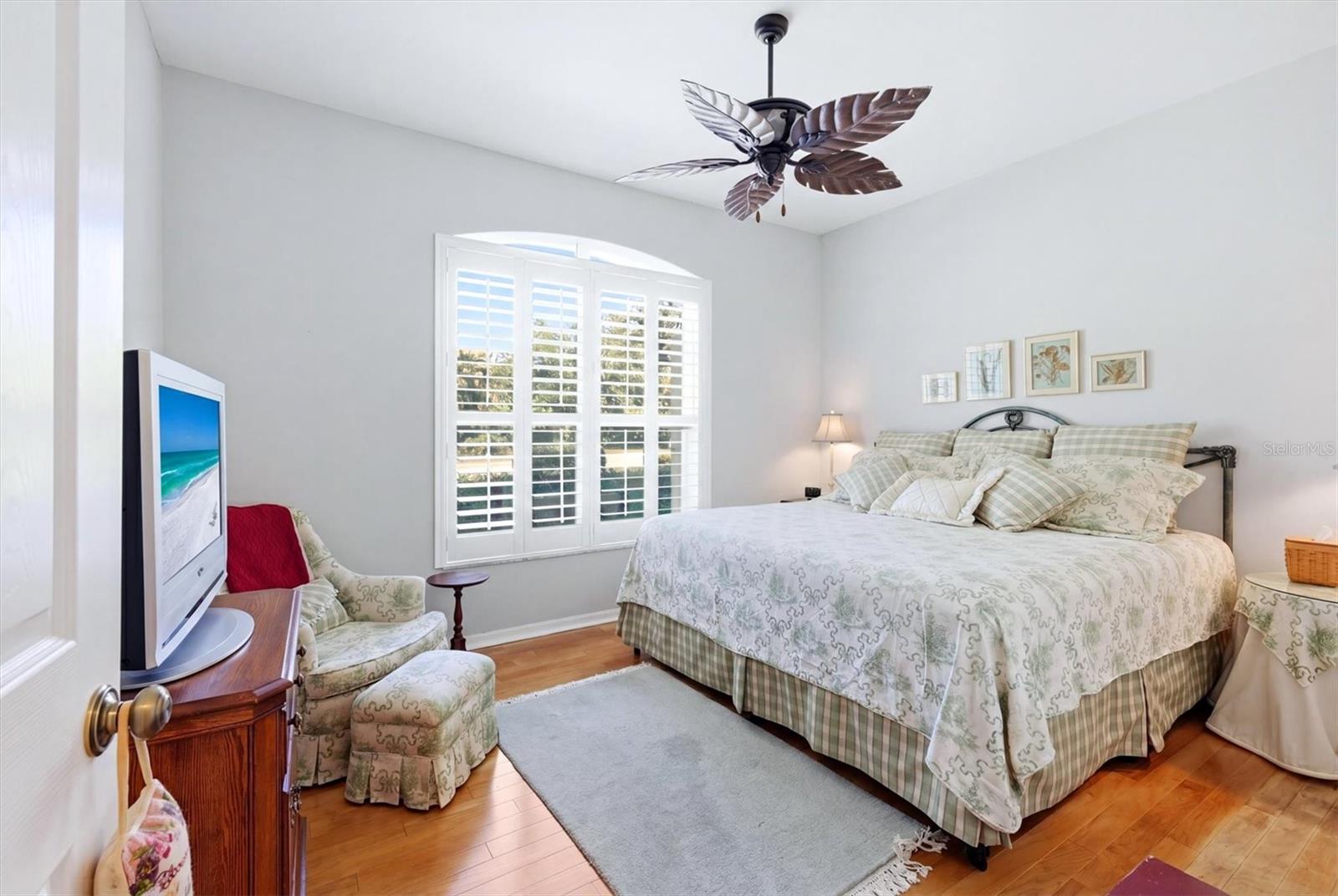 UNIVERSITY PARK COUNTRY CLUB - Residential