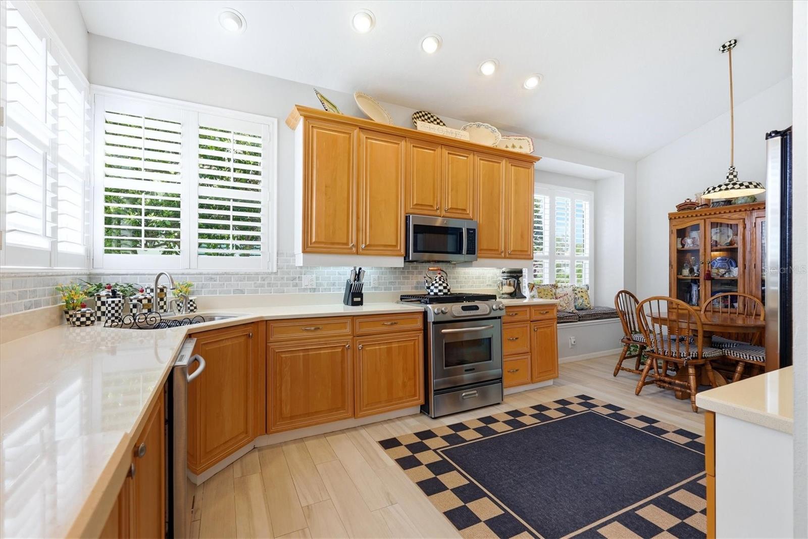 UNIVERSITY PARK COUNTRY CLUB - Residential