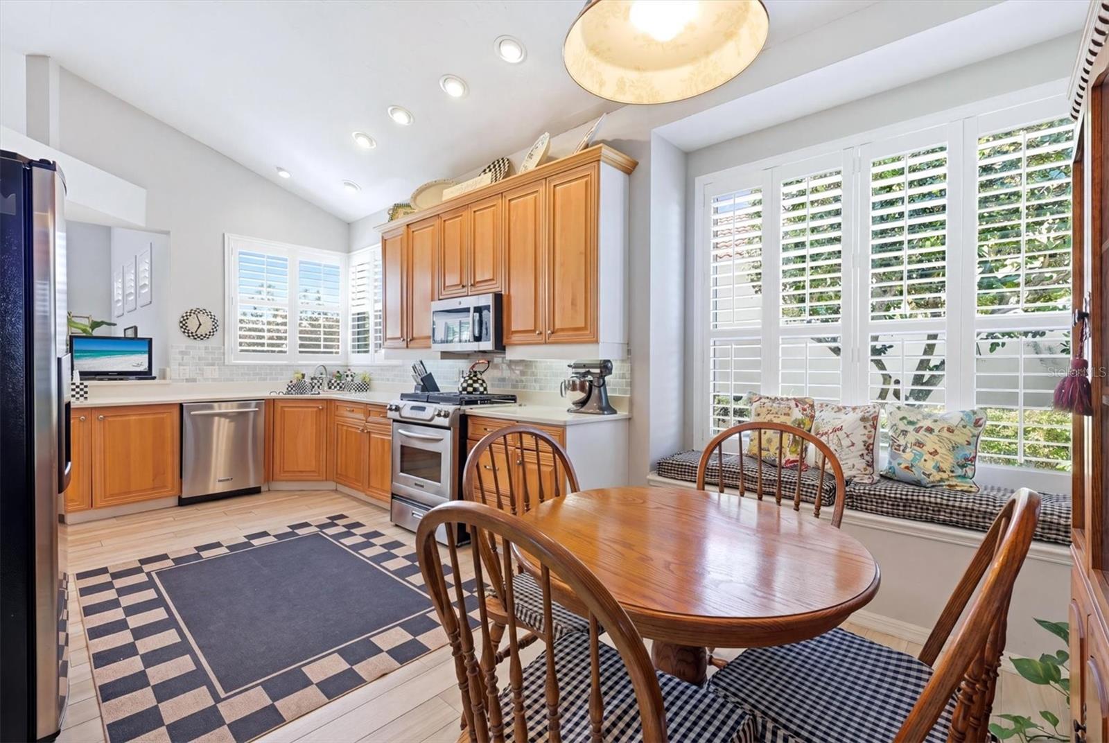 UNIVERSITY PARK COUNTRY CLUB - Residential