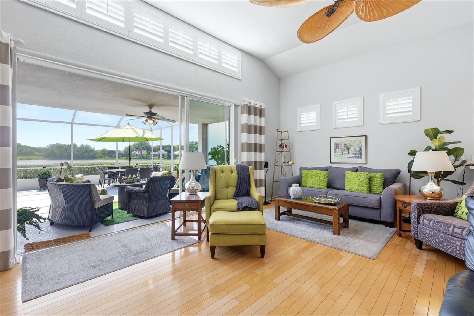 UNIVERSITY PARK COUNTRY CLUB - Residential